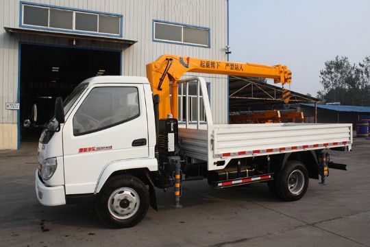 點擊查看詳細信息<br>標題：唐駿隨車吊 閱讀次數(shù)：3276