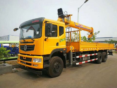 點擊查看詳細信息<br>標題：12噸前二后八隨車吊 閱讀次數(shù)：1862
