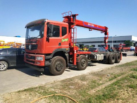 點擊查看詳細信息<br>標題：12噸前四后八隨車吊 閱讀次數(shù)：1792