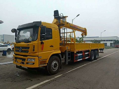 點擊查看詳細信息<br>標題：12噸陜汽隨車吊 閱讀次數(shù)：1814