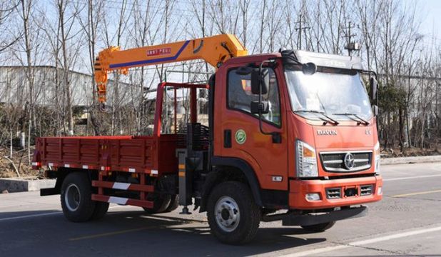 點擊查看詳細信息<br>標題：3.2噸大運隨車吊 閱讀次數(shù)：2007