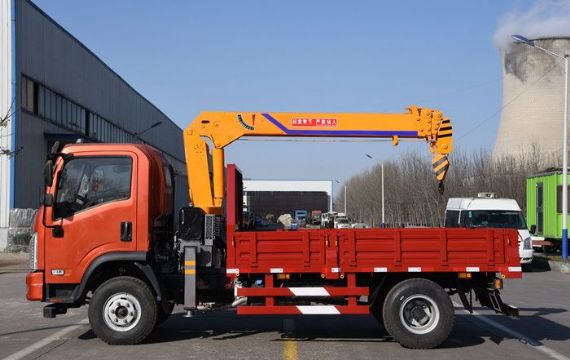 點(diǎn)擊查看詳細(xì)信息<br>標(biāo)題：4噸大運(yùn)隨車吊 閱讀次數(shù)：1990