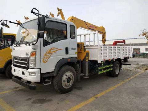 點(diǎn)擊查看詳細(xì)信息<br>標(biāo)題：5噸重汽豪曼隨車吊 閱讀次數(shù)：2160