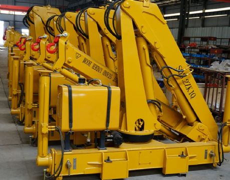 點擊查看詳細信息<br>標題：SQ3S3  3.2噸折臂吊 閱讀次數：2567